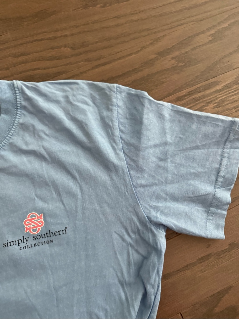 Simply Southern shirt woman’s size medium “salty soul” dog ocean summer - Picture 7 of 9